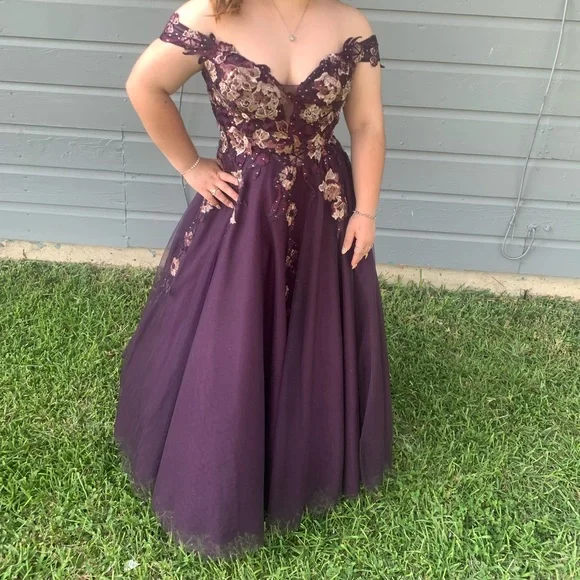 open lace back dress Envious #1144  Studio 62 Boutique